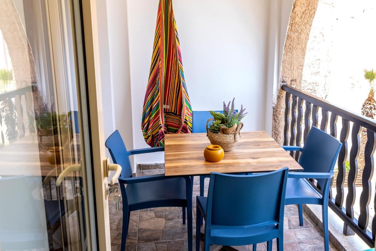 Castle Holiday Apartments Limassol Ngoại thất bức ảnh