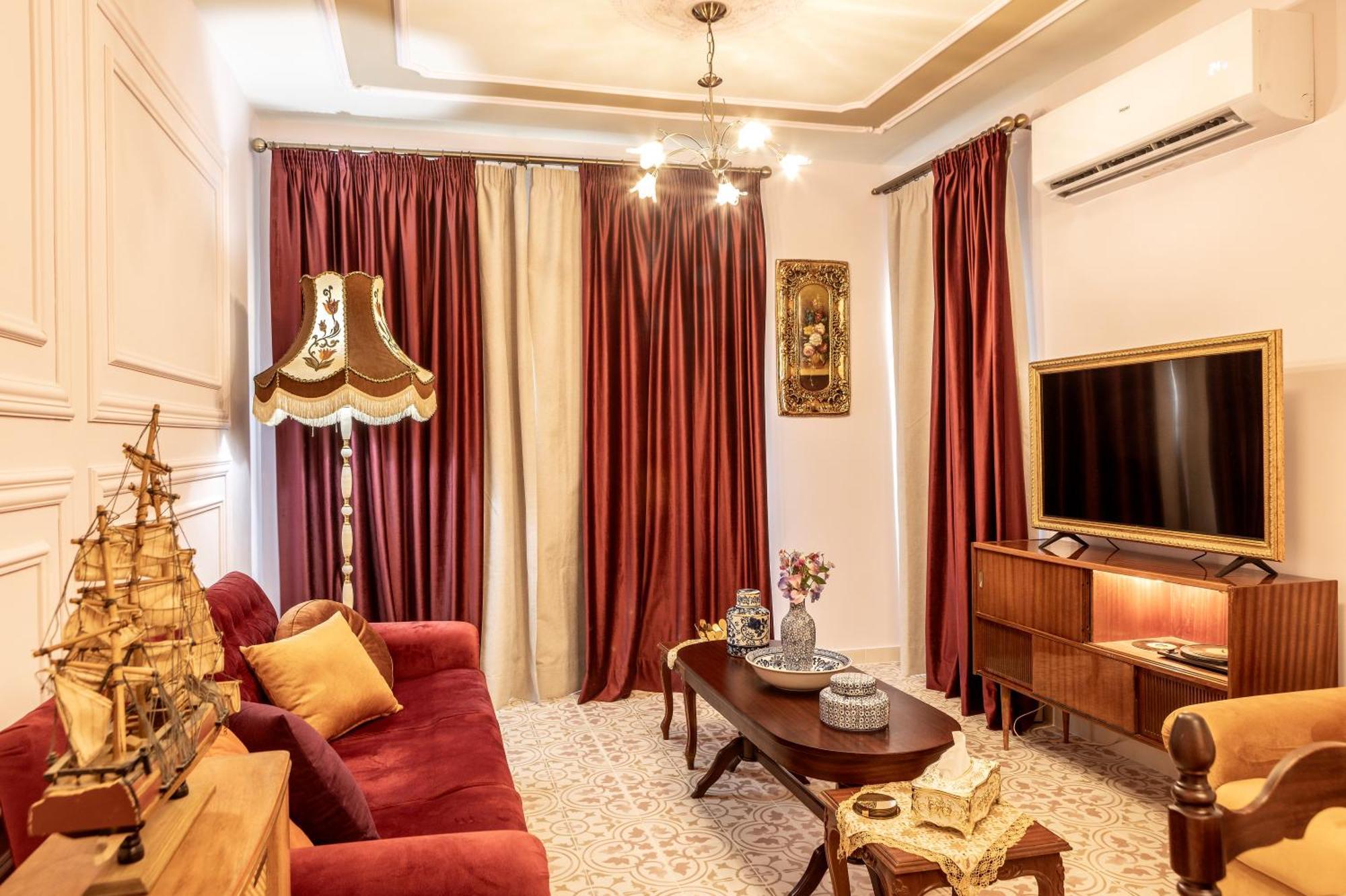 Castle Holiday Apartments Limassol Ngoại thất bức ảnh